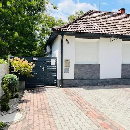 Te Meg En Vendeghaz Appartamento Gárdony