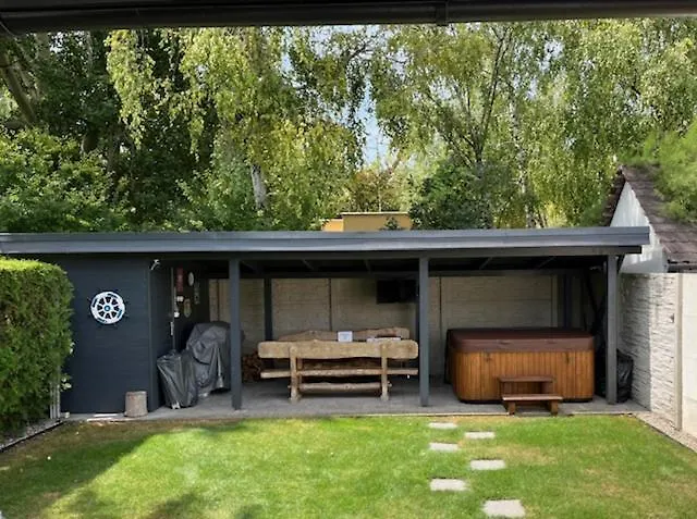 Appartement Te Meg En Vendeghaz